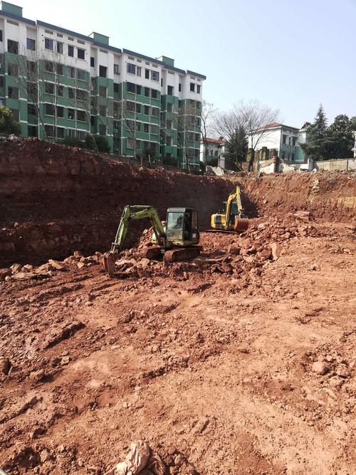 b區基礎土方開挖